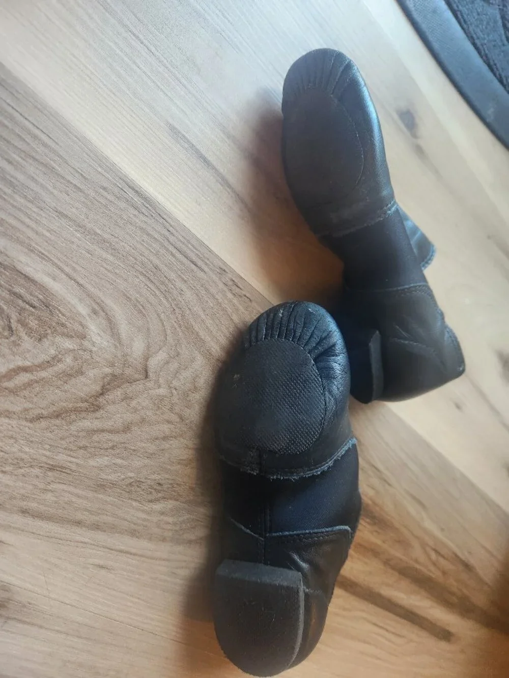 CAPEZIO Black Leather Dance Shoes Little Girls size 1